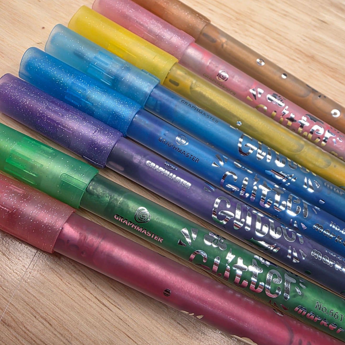 Glitter Paint Markers 8 Pack